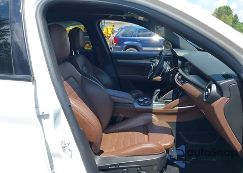 2018 Alfa Romeo Stelvio Ti Sport Awd from USA, damaged, VIN ZASFAKNN5J7C20192